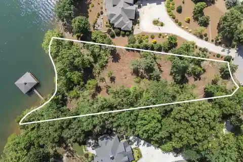 Desirable Waterfront Lake Keowee Lot