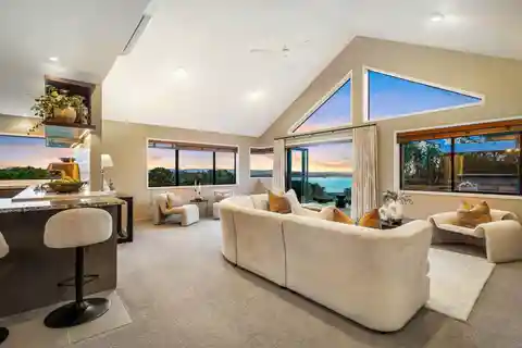 Spacious Open-Plan Home with Stunning Water Views