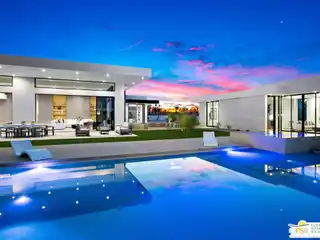 Modern Sophistication Meets Desert Tranquility