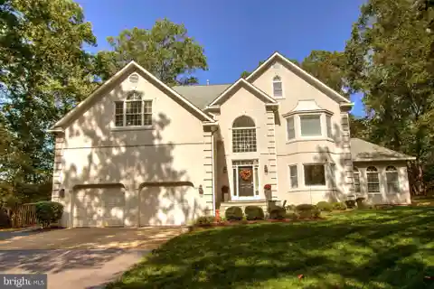 An Exquisite Blend of Luxury and Comfort