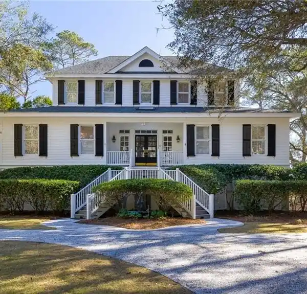 FABULOUS RECENTLY UPDATED OCEANFRONT HOME