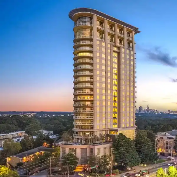 EXCLUSIVE PENTHOUSE AT THE PHOENIX
