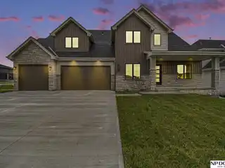 Immaculate New Home in Elkhorn's Privada