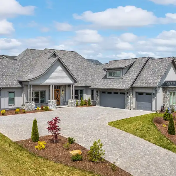 HIGH-END ONE-LEVEL HOME THAT HAS IT ALL