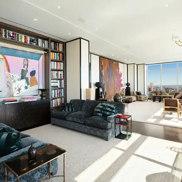 STUNNING PENTHOUSE AT ONE BEACON COURT