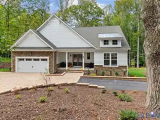 Stunning New Build with Finished Basement