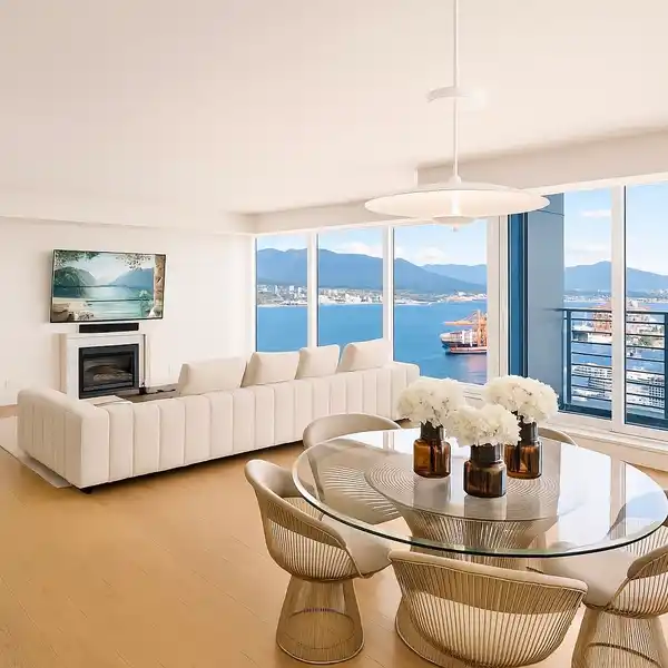 EXQUISITE HOME IN THE PRESTIGIOUS FAIRMONT PACIFIC RIM