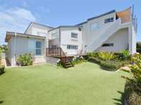 BEACH HOUSE IN CHARMING YZERFONTEIN