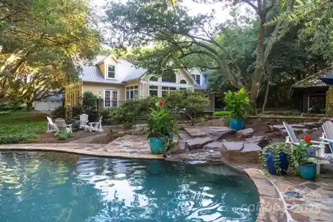 3.3-Acre Low Country Estate
