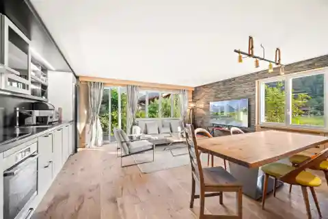 Charming Apartment with Warm Ambiance