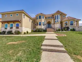 An Oasis of Comfort and Luxury