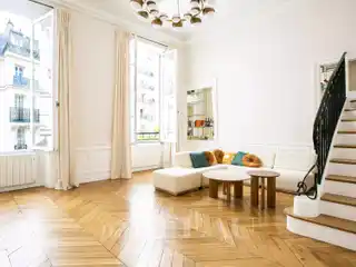 Beautiful, Sun-Filled Apartment