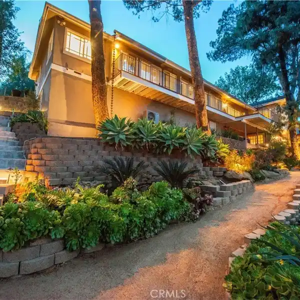 HIDDEN GEM IN THE PICTURESQUE HILLS OF CHATSWORTH