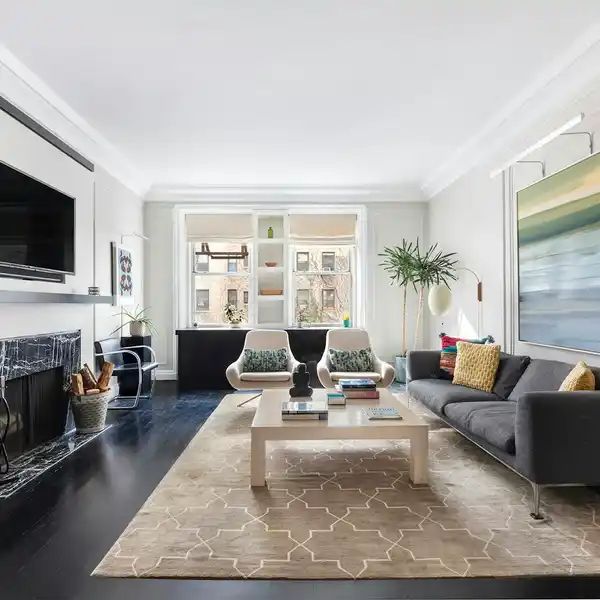 OPULENT HOME IN ICONIC ASTOR COURT