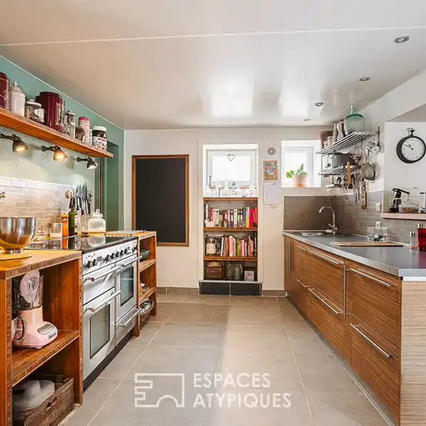 CHARMING VILLAGE HOUSE IN AN EXCEPTIONAL LOCATION