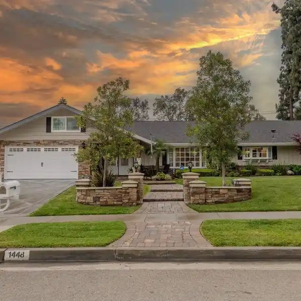 BEAUTIFULLY UPGRADED SINGLE-STORY HOME IN SUNNY HILLS