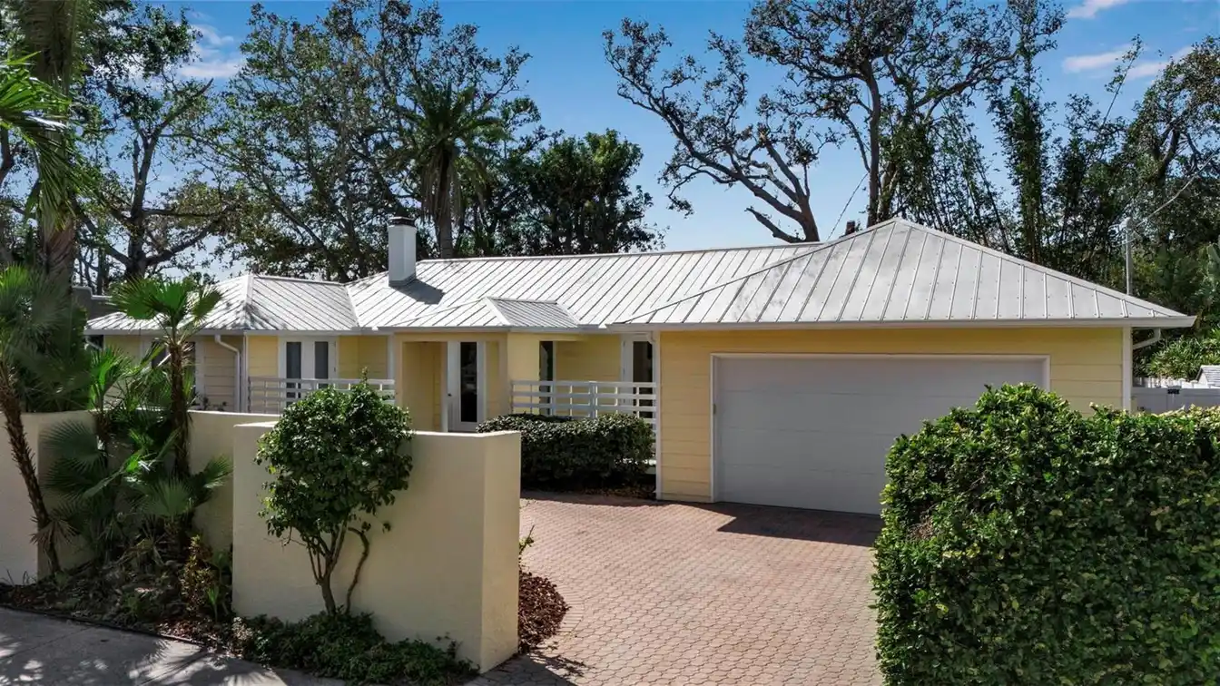 Meticulously Maintained Home in Bay Point Park