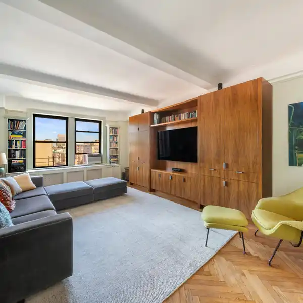 MORNINGSIDE HEIGHTS PREWAR BEAUTY