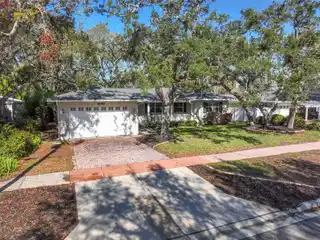 Move-in-ready Home in the Heart of Belleair