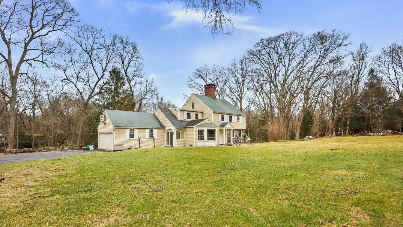 Idyllic Riverfront Property in Lower Weston