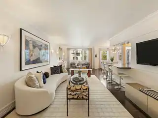 Elegant Upper East Side Condo