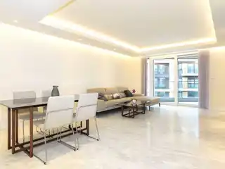 Lovely Two Bedroom Apartment in the Tower