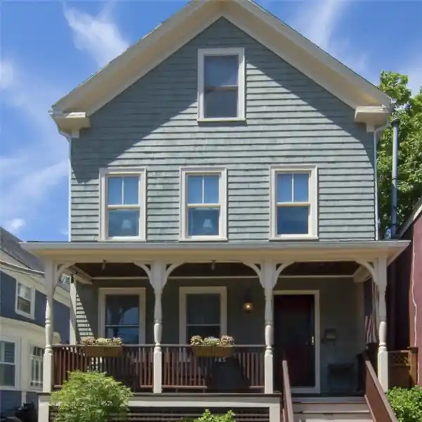 LOVINGLY MAINTAINED AND RENOVATED VICTORIAN COTTAGE