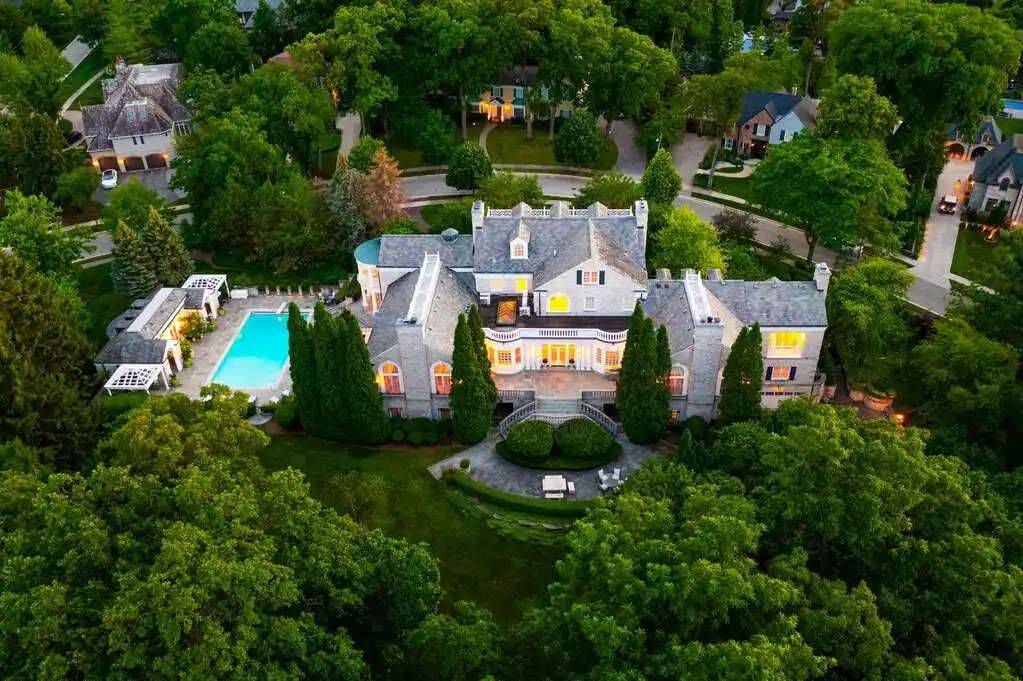 Extraordinary Southeast Hinsdale Compound