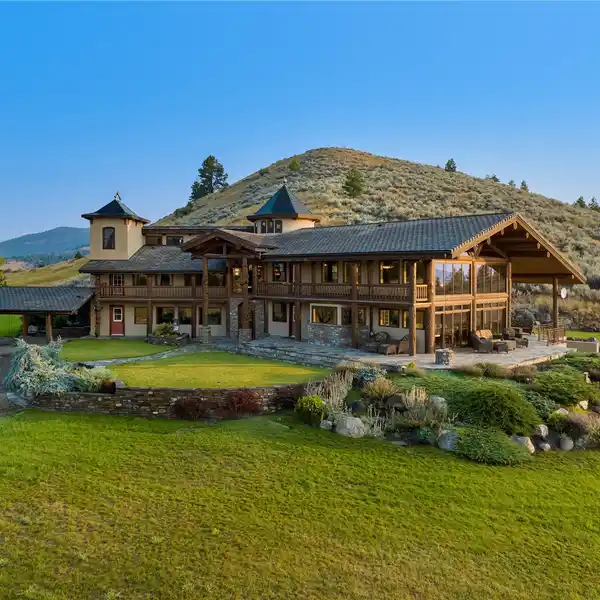 HARDROCK RANCH RETREAT - INCOME PRODUCING LODGE-STYLE ESTATE