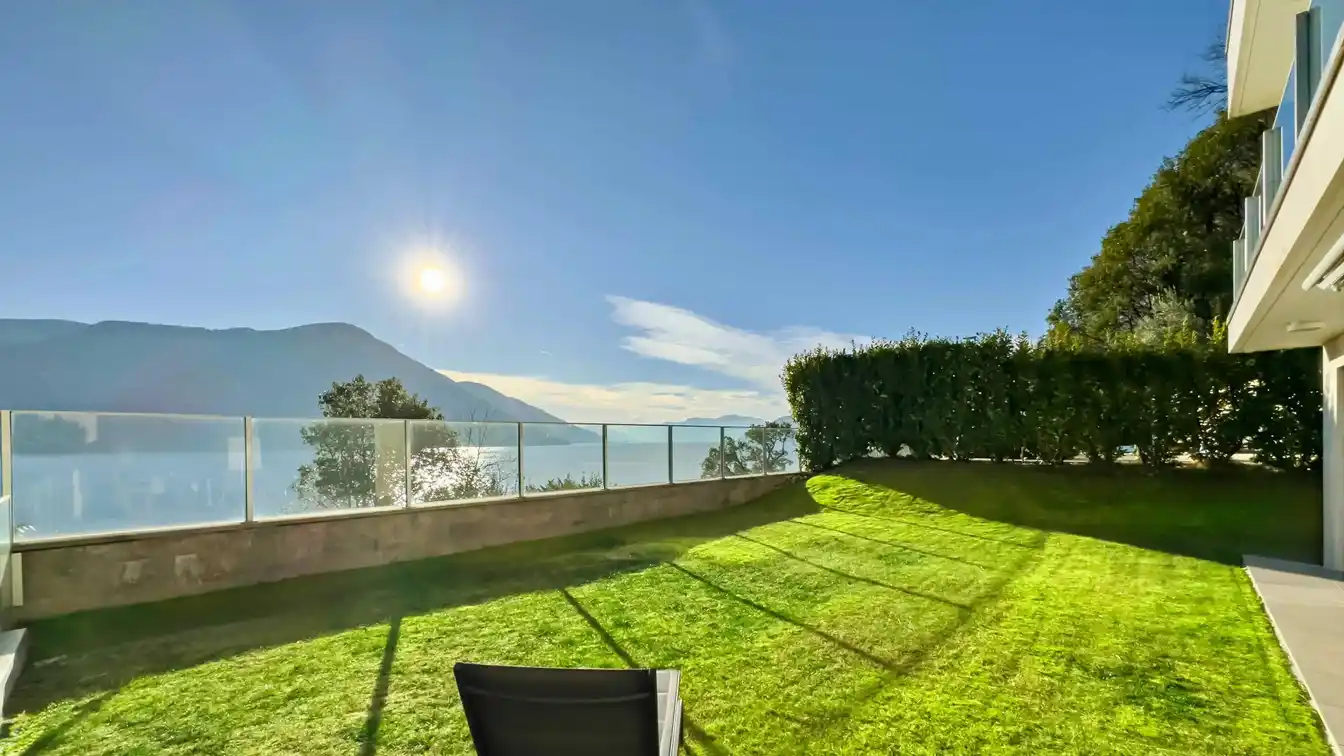 Three Bedroom Home with Amazing Lake Views