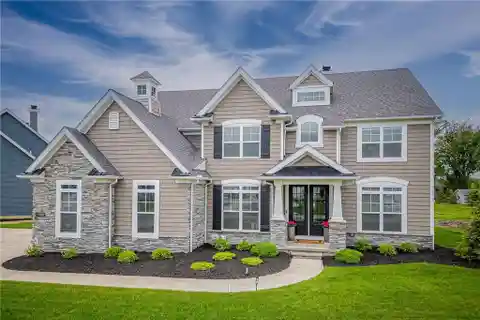 Stunning Modern Home with Entertainer’s Patio