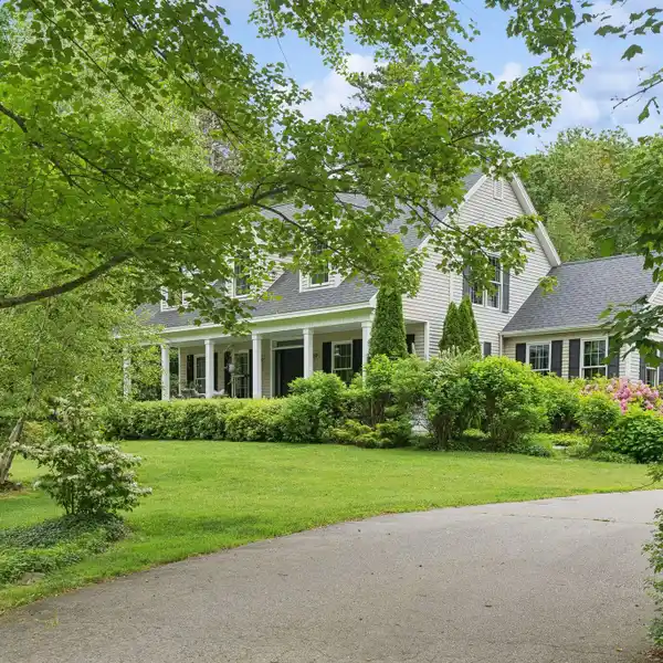 REIMAGINED 1996 CAPE ON NEARLY FOUR ACRES