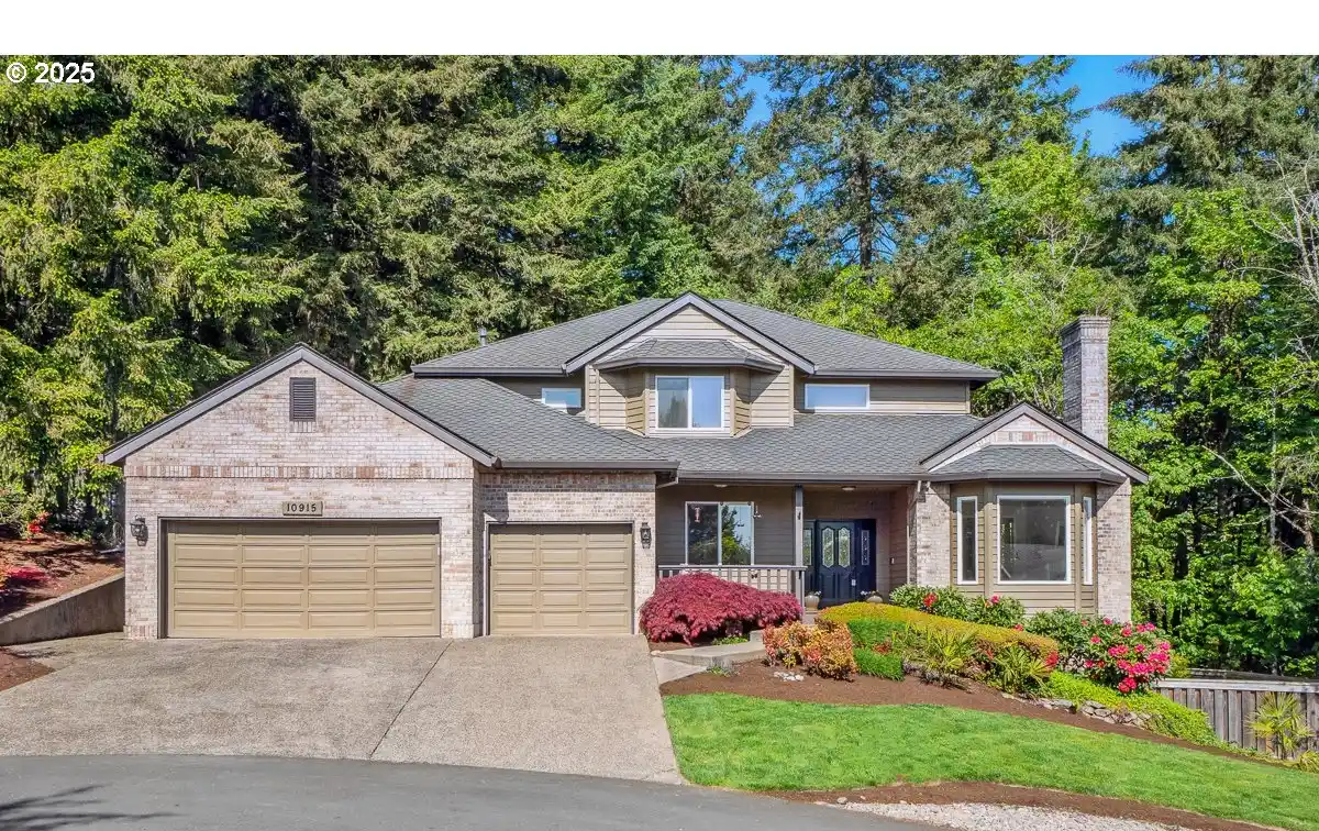 Spectacular Home in Desirable Murrayhill Location