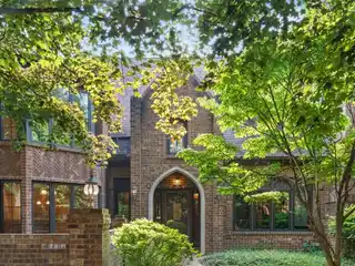 Beautifully Refreshed Townhouse in Prime Fox Hall Community