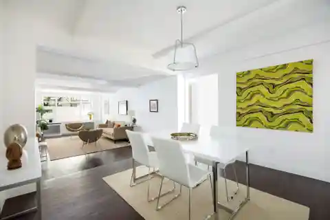 Spacious Newly Renovated Residence at The diamond House