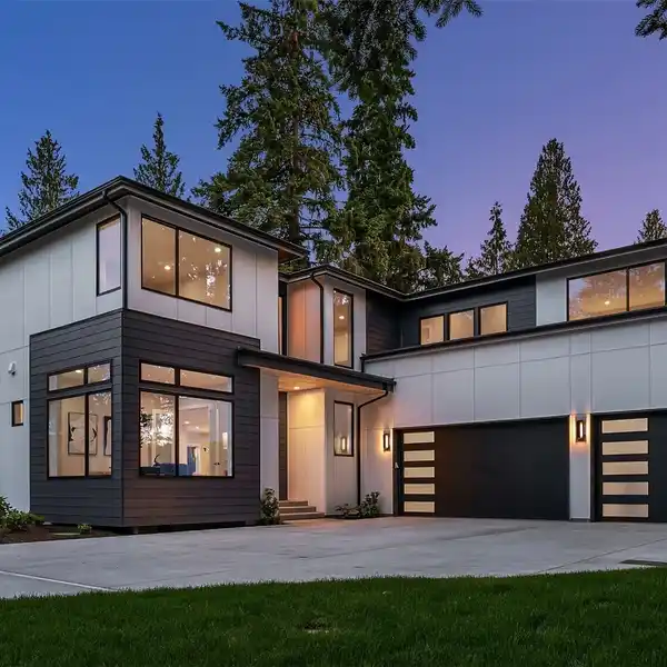 BEAUTIFULLY DETAILED NEW BUILD