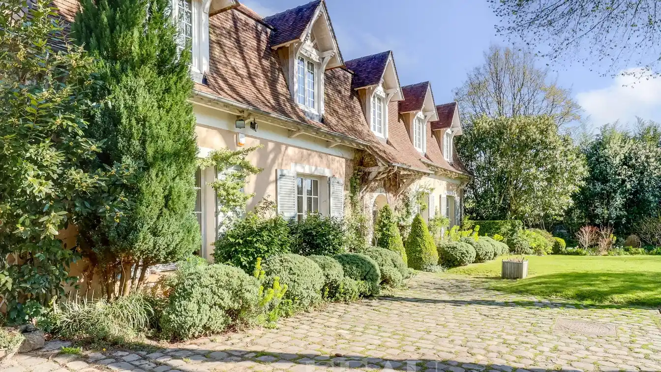 Lovely Home on Expansive Lush Property