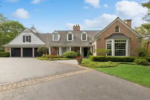 Classic Lake Forest Architecture Home