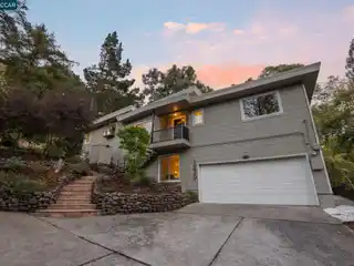 Modern Retreat in Coveted Reliez Valley