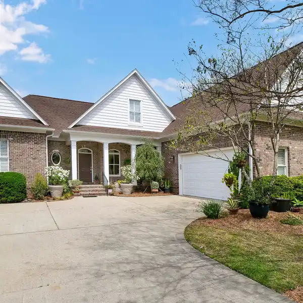 A GEM OVERLOOKING PORTERS NECK PLANTATION GOLF COURSE