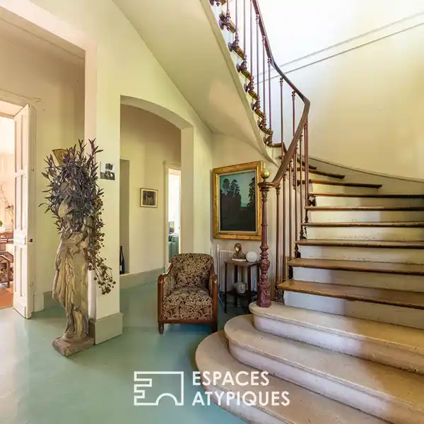 1850 EXCEPTIONAL PARISIAN CHALET