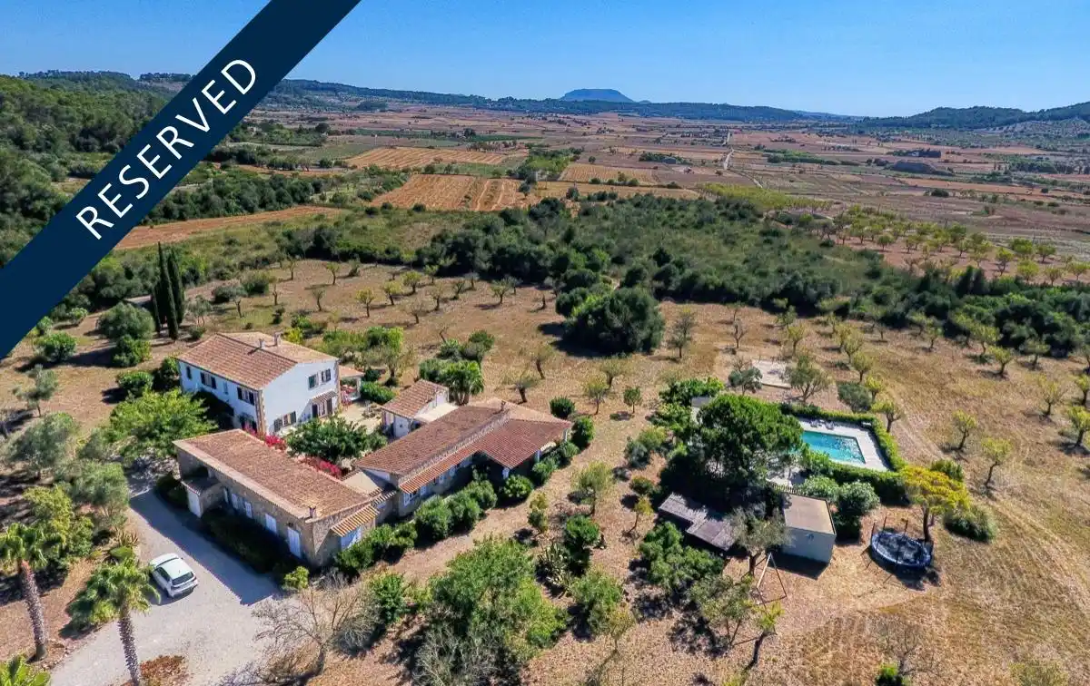 Finca Near San Joan with a Guest House and Wonderful Panoramic Views