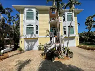 Luxe Captiva Village Beauty