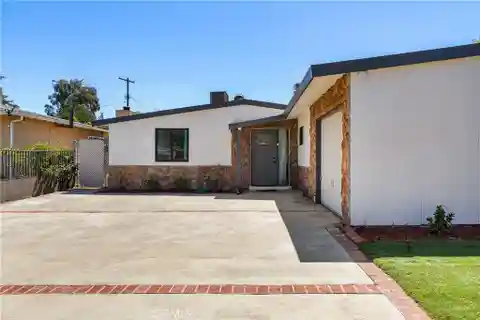 Charming Valley Gem