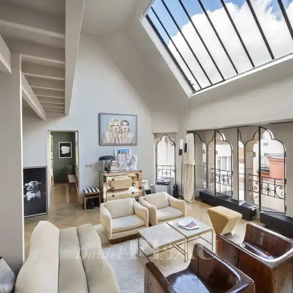 TASTEFULLY RENOVATED FORMER ARTIST'S STUDIO