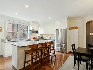 Stunning Residence Overlooking Historic Fountains