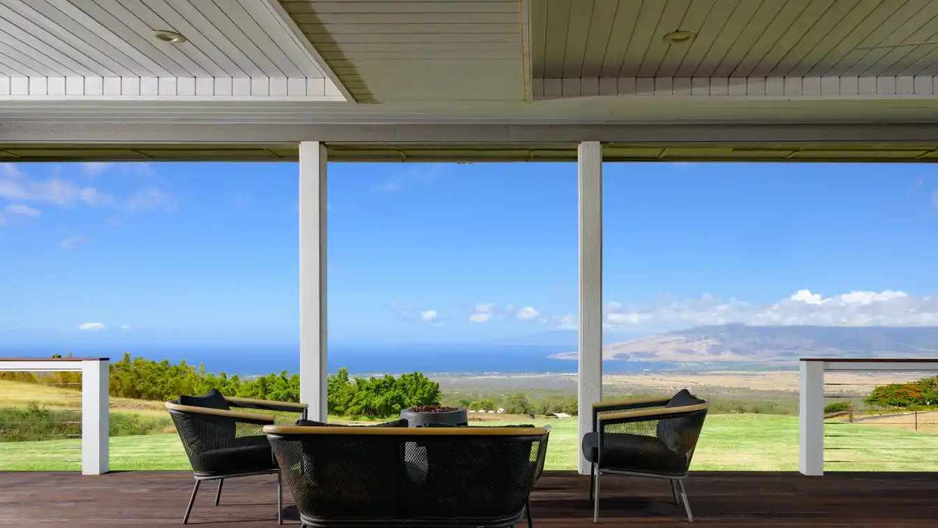 Panoramic Bi-coastal Ocean and Neighbor Island Views