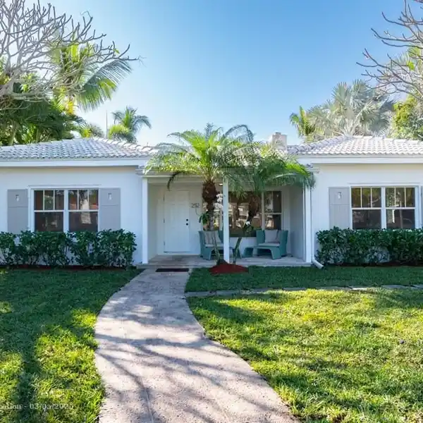 BEAUTIFULLY REMODELED AND UPGRADED CHARMER