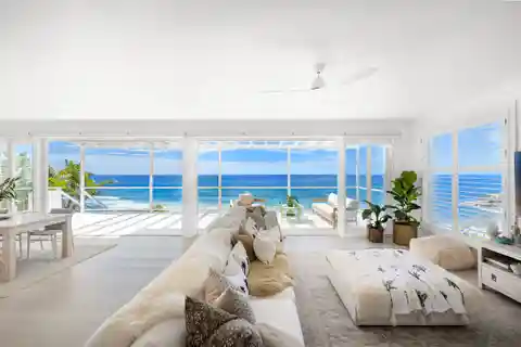 Commanding Oceanfront Residence Above Warriewood Beach