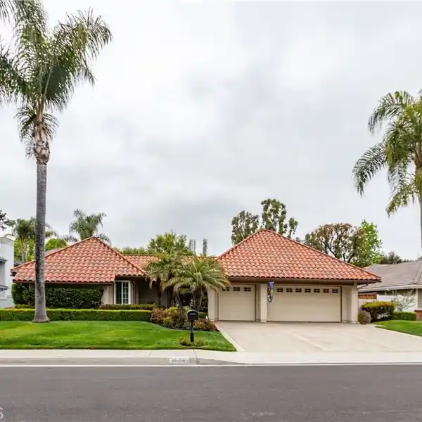 SINGLE-STORY HACIENDA IN STONERIDGE ESTATES